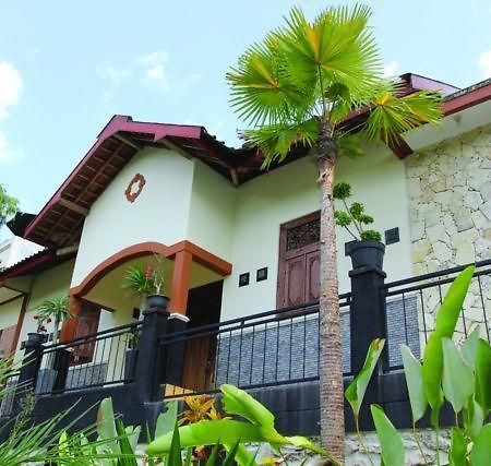 Pondok Gajah Homestay Jarakan Exterior foto
